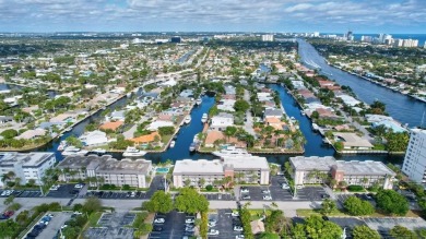 LIVE THE LIFESTYLE IN THIS 2/BED/ 2 BATH CONDO WITH SPLIT FLOOR