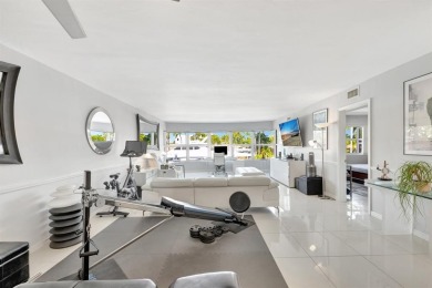 LIVE THE LIFESTYLE IN THIS 2/BED/ 2 BATH CONDO WITH SPLIT FLOOR