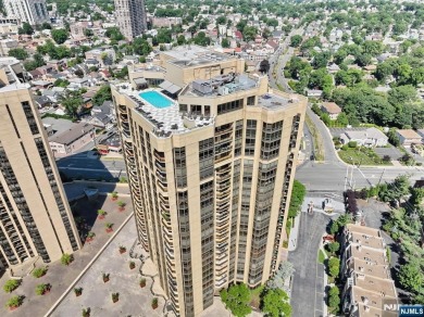 WELCOME TO THE PERFECT BLEND OF MODERN DESIGN AND EVERYDAY