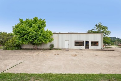 Riverfront Commercial Property on 2.5 Acres - Unmatched