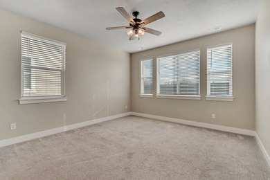 Stunning 55+ community. For those who want a huge kitchen and