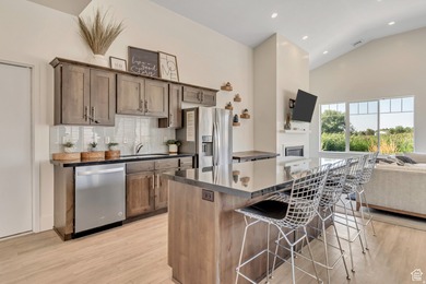 Stunning 55+ community. For those who want a huge kitchen and