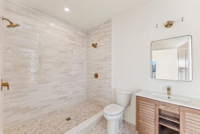 If you're looking for your own personal Bayside Oasis, look no