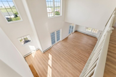 If you're looking for your own personal Bayside Oasis, look no