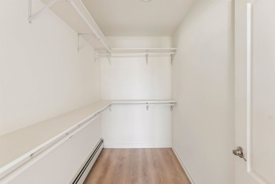 If you're looking for your own personal Bayside Oasis, look no