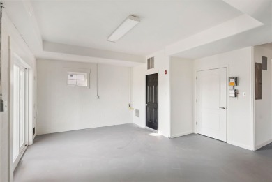 If you're looking for your own personal Bayside Oasis, look no