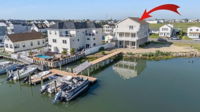 If you're looking for your own personal Bayside Oasis, look no