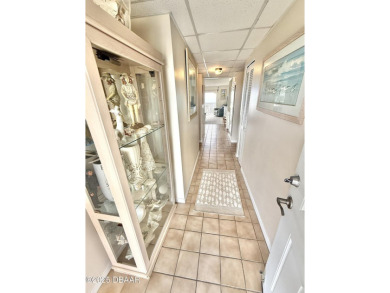 Amazing Ocean Views from your private, 2 bedroom 2 bathroom end