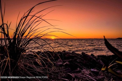 Amazing New Construction 4 Bed/3 1/2 Bath w Ocean and Bay Views