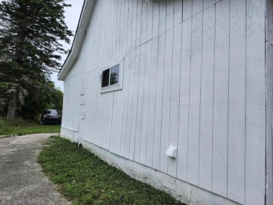 Craft Your Dream on 23.74 Acres: Farmhouse & Potential Pond!