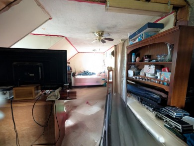 Craft Your Dream on 23.74 Acres: Farmhouse & Potential Pond!