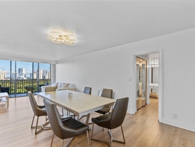 Views on views. This 16th-floor Coronado beauty puts Aventura at