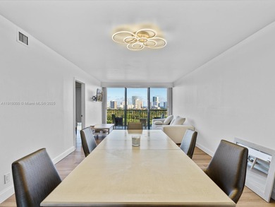 Views on views. This 16th-floor Coronado beauty puts Aventura at