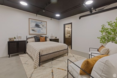 Sophisticated urban living awaits in prestigious American Towers