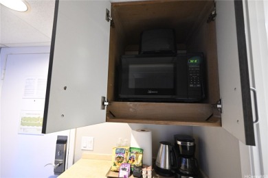 Legal Short-Term Rental in Waikiki - Unit 415 at the Waikiki