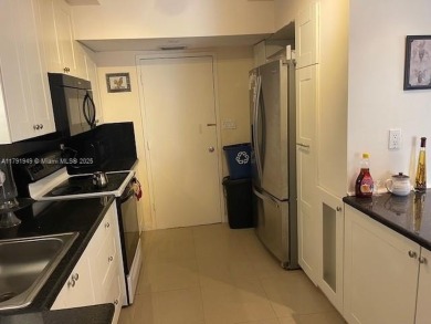 Wow, wow, best deal in the heart of Hollywood! Sellers wants to