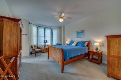 Exclusive Top-Floor Condo with River Views - Your Harbour