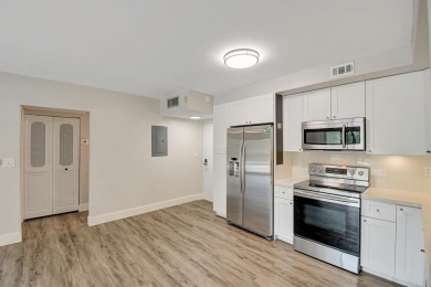 Live on this beautiful & unique secure island in the heart of Ft