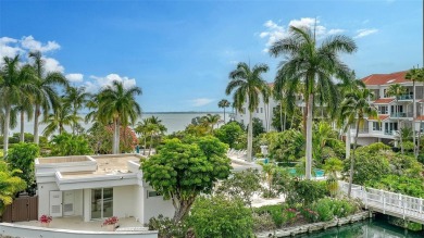 This is your perfect tropical Happy Place! Elevator access takes