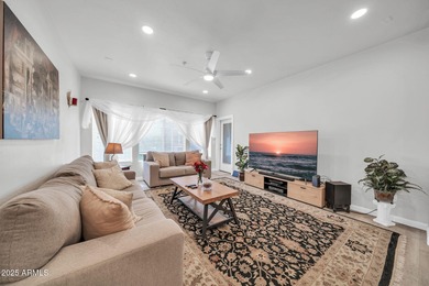 Check out this Gorgeous Luxury Condo for Sale in North