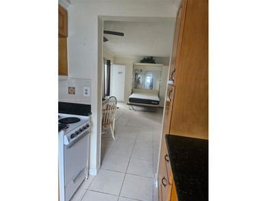 Daily Rentals Allowed! Furnished first-floor studio just steps