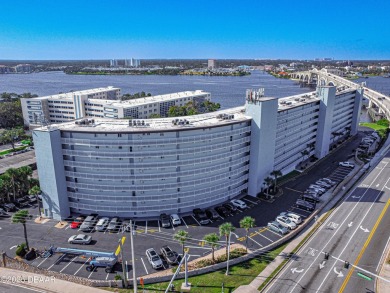 Stunning three bedroom remodeled end unit with panoramic water