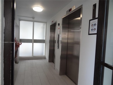 Immaculate 1 bedroom, 1 bath CORNER unit Condo Apartment located