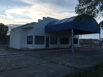 High Visibility!, 3 Street/Road Access & Location!, Location!