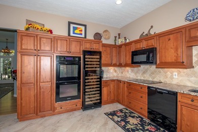 Let the sounds of the river soothe you! One level, easy living