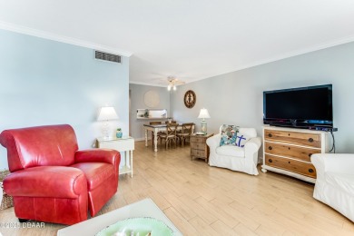 Come live the ''snow bird'' life and then rent weekly to