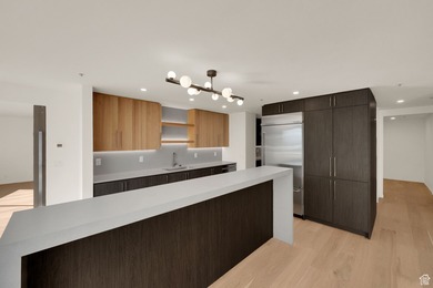 American Towers Executive Luxury Suite. Experience the pinnacle