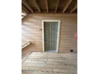 Beautiful One-Bedroom, One-Bath Condo in The Preserve at Rivers