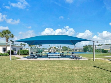 This 1 bed/2 bath condo offers approximately 762 sq ft of living