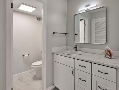 Dreaming of the perfect beach hideaway? This is it! An open airy