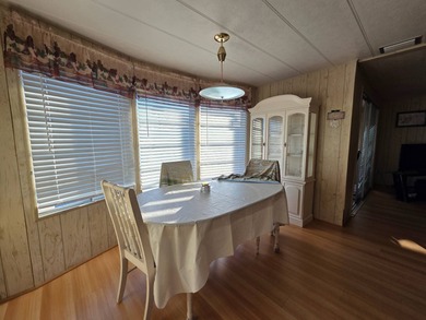 This 2 bed 1.5 bath home is located in Teakwood Village a 5 star