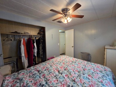 This 2 bed 1.5 bath home is located in Teakwood Village a 5 star