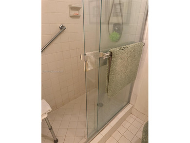 Beautiful and spacious 2BR/2BA condo in the prestigious 55+