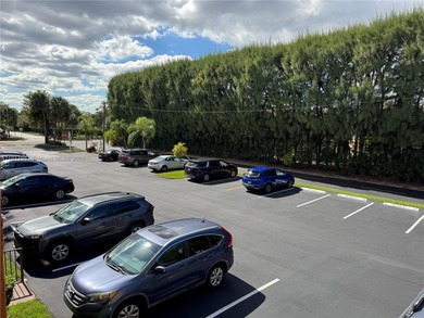 Beautiful and spacious 2BR/2BA condo in the prestigious 55+