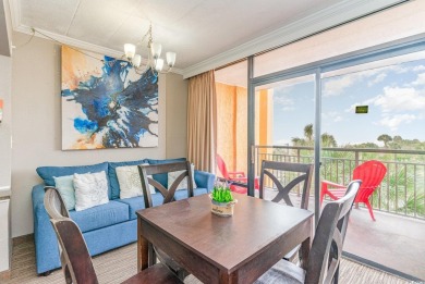 This is a beautiful, fully-furnished efficiency condo located in