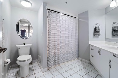 Enjoy the beautiful sunrise above the Atlantic every day!