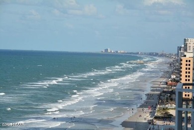 Enjoy the beautiful sunrise above the Atlantic every day!