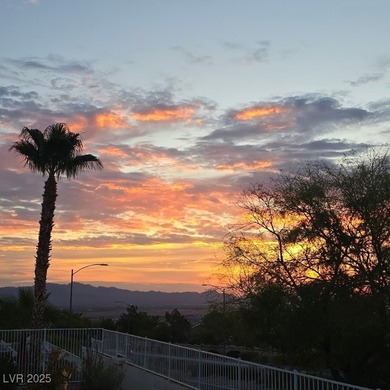 RARE City/Strip & Mountain VIEWS! Unbelievable value! Popular