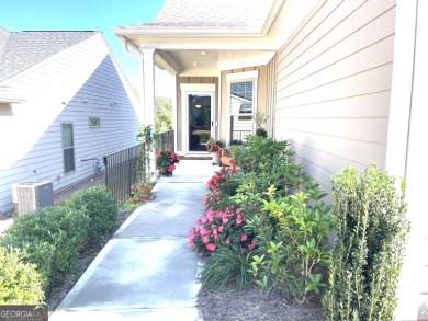 Gorgeous breathtaking scenery from your cozy covered back patio