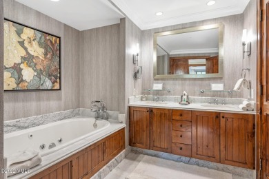 Nice 2-bedroom residence in Bachelor Gulch. Enjoy ski in/out