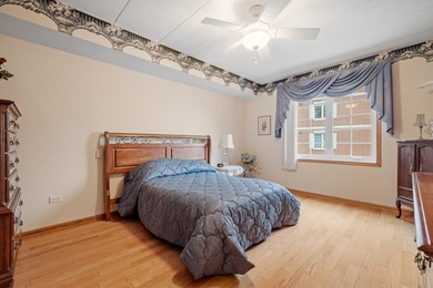 BEAUTIFULLY MAINTAINED LUXURIOUS FIRST FLOOR CONDO, ATTACHED