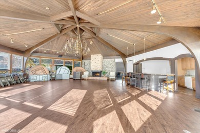 Fabulous 2 Bedroom, 2 Bath Condo in Mallard Cove! Prepare to