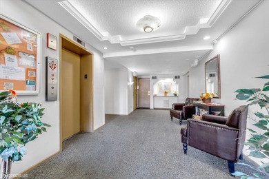 Fabulous 2 Bedroom, 2 Bath Condo in Mallard Cove! Prepare to