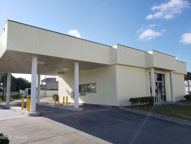 3 Drive thru Commercial Space- GC-RD zone *COMMERCIAL BUILDING