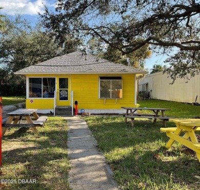 Mixed Use Commercial or Residential in Prime LOCATION with one