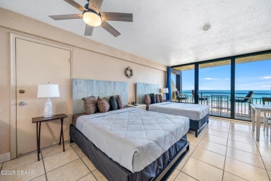 Oceanfront Perfection at the Iconic Hawaiian Inn Beach Resort